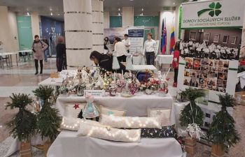 Vianočná burza pomoci PSK a slávnostné prevzatie MV